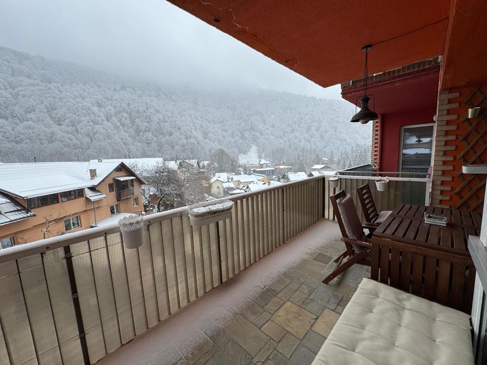 Miro Apartament Sinaia Buitenkant foto